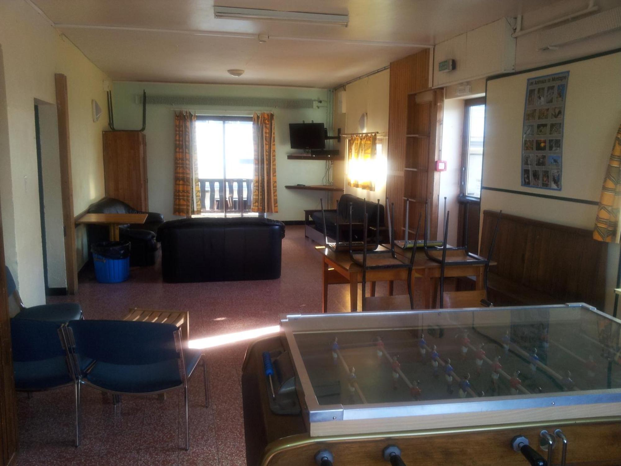 Le Pourquoi Pas Hostel Saint-Lary-Soulan Buitenkant foto